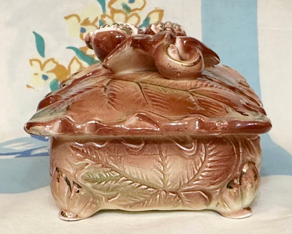 Trinket Box, Jewelry Box, Leaf Pattern Trinket box, Porcelain Trinket Box, 1940s View 2