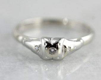 Smooth Vintage Diamond Ring in White Gold MYA9QR-R