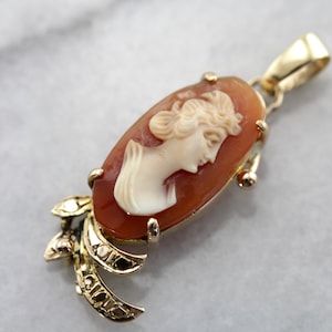 Vintage Shell Cameo Set in Handmade Yellow Gold Pendant ZE94W2-D