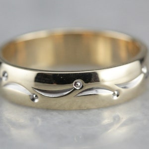 Vintage Patterned Band, Mix Metal Band, Two Tone Band, Gold Wedding Band, Unisex Band, Stacking Band 25V5KD15