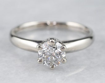 Anillo de compromiso solitario con diamante redondo, 0,98 quilates, oro blanco de 14 quilates