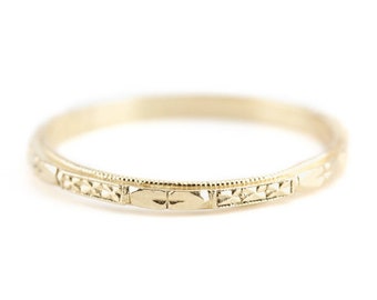 The Cora Band in 18 Karat Yellow Gold, Stacking Band, Wedding Band, Pattern Band, Elizabeth Henry Collection