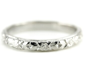 The Lillian Band in Platinum, Stacking Band, Wedding Band, Pattern Band, Elizabeth Henry Collection