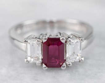 天然ルビー指輪（ダイヤモンド、エメラルド） お客様お取り置き】天然エメラルド0.58ct 天然ダイヤモンド0.43ct