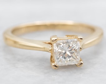 Anillo solitario de oro amarillo de 14 quilates con diamante talla princesa, claridad SI2
