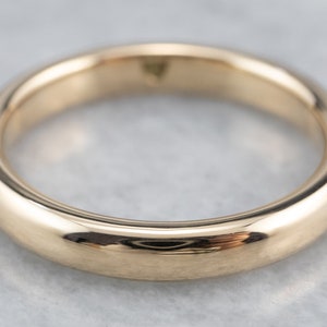 Antique Gold Wedding Band, Men&#39;s Wedding Ring, Rounded Band, Stacking Ring, RCLE62M2