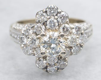 1,80 karaat diamanten clusterring, 14 kt witgouden cocktailring, maat 6,25