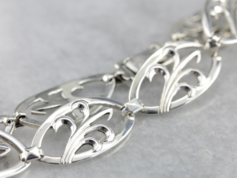 Decorative Link Sterling Silver Bracelet RL1405E8-C