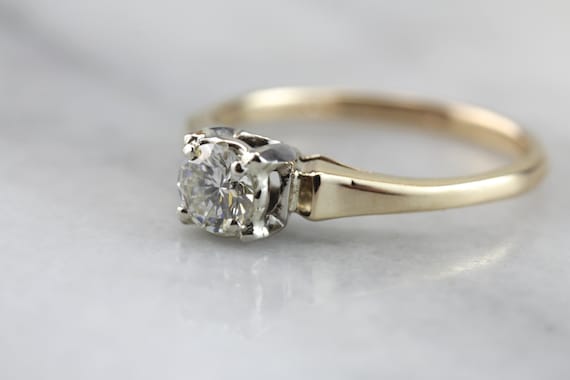 Stylish Simplicity: Retro Era Diamond Engagement … - image 1