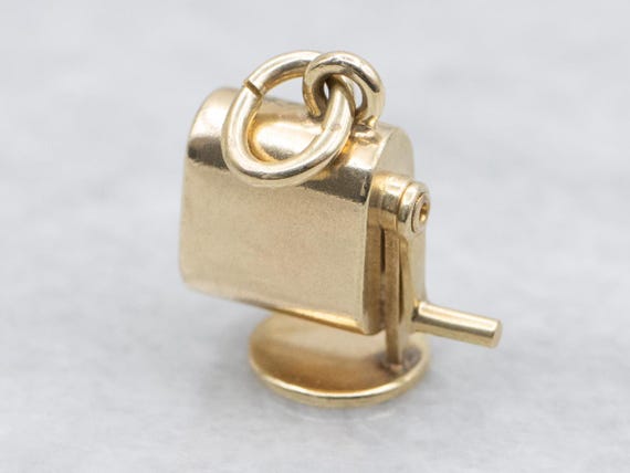 Vintage 14K Gold Moveable Pencil Sharpener Charm Pendant