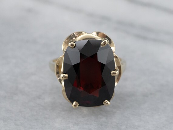 10K Yellow Gold Garnet Cocktail Ring, Statement J… - image 2