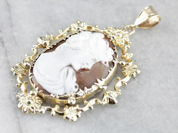 Vintage Cameo Pendant, Yellow Gold Cameo, Ornate … - image 1