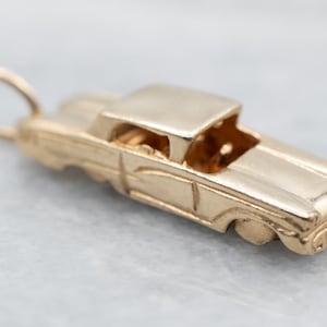Gelbgold Auto Charme, Gelbgold Charme, Auto Charme, Gelbgold Anhänger, Auto Anhänger, Goldcharme, Goldanhänger, Charme, Anhänger A27043