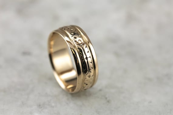 Never Forget Me: Engraved Yellow Gold Wedding Ban… - image 1