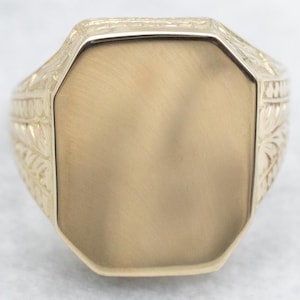Antique Etched Gold Signet Ring, Yellow Gold Signet Ring, Etched Signet, Unisex Signet Ring, Personalized Ring, Estate Jewelry A58527
