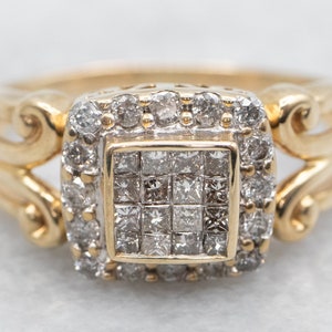 Parte superiore quadrata, Anello cocktail di diamanti incastonato in Mosaico, Stile Illusion, Anello cocktail di diamanti, Diamond Halo, Anello Halo, Anello Diamond Halo JTMKRV