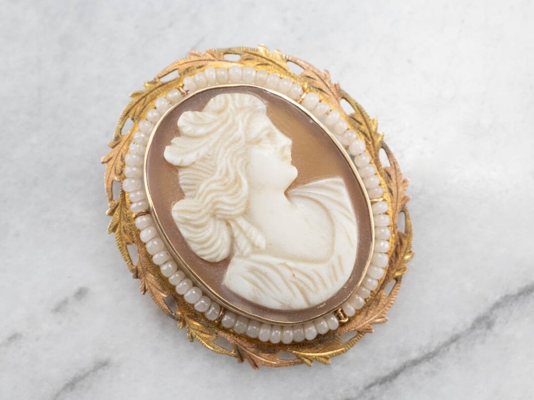 アクセサリー Antique Cameo Brooch s-l1200.jpg