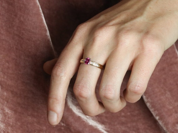 14K Yellow Gold Ruby and Diamond Engagement Ring,… - image 10