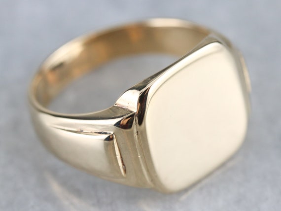Vintage Gold Signet Ring, Unisex Gold Ring, Yellow