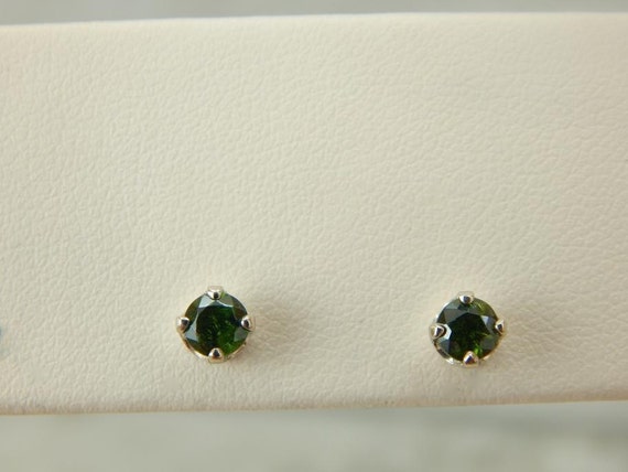 White Gold And Green Garnet Simple Stud Earrings … - image 5