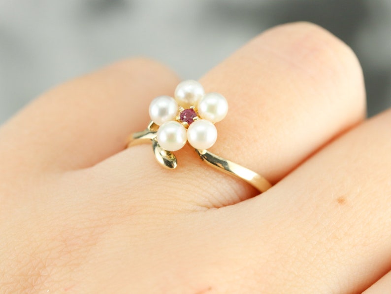 Birthstone Ring Vintage Floral Ring Ruby and Pearl Flower Ring Anniversary Gift L4RV00AH