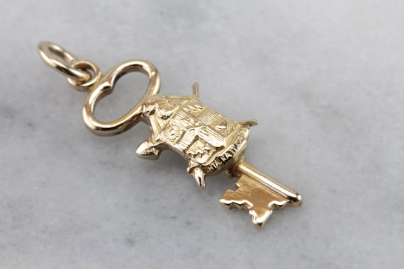 Detailed Sorority or Fraternity Crest Key Pendant… - image 1
