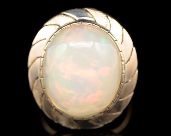 Vintage 14K Yellow Gold Opal Ring, October Birthstone