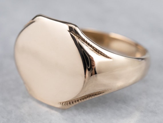 Gold Minimalist Signet Ring, Vintage Style Signet… - image 1
