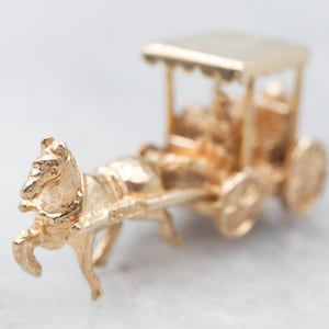 Gold Horse and Carriage Charm, Fairy Tale Pendant, Yellow Gold Charm, Vintage Charm, Layering Pendant, Charm Collector A20773