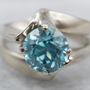 Modernist 14K White Gold Blue Zircon Ring, Size 5.75