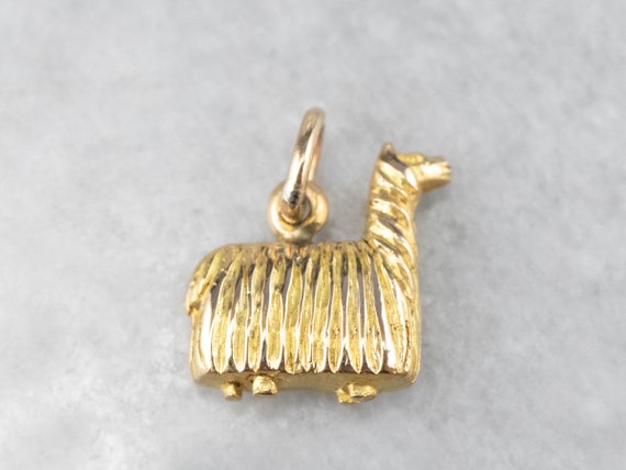 14K Gold Alpaca Charm, Long Haired Alpaca Charm, P