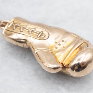 Vintage Gold Boxing Glove Pendant, Sports Pendant, Boxing Fan, Athletes Pendant, Unisex Pendant, Men&#39;s Boxing Pendant A41840
