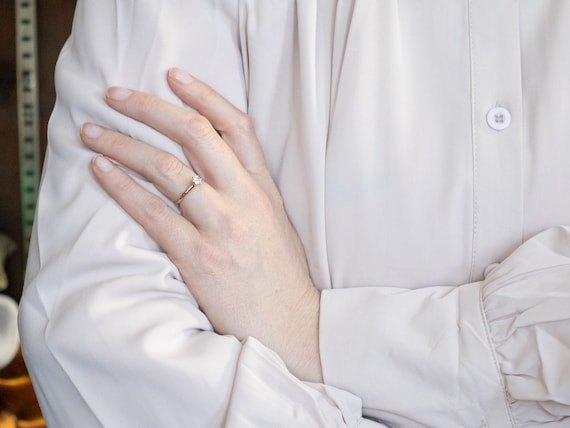 Round Cut Diamond Solitaire Engagement Ring, 14K … - image 5