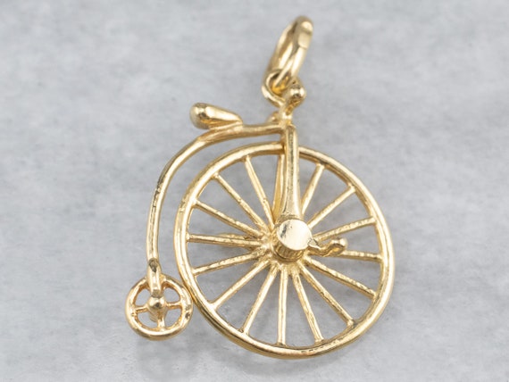 18K Gold Penny-farthing Charm, Old Fashioned Bicy… - image 1