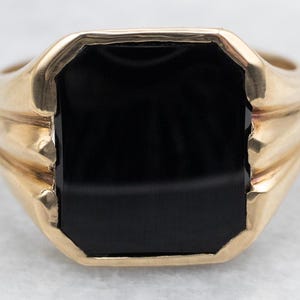 Men&#39;s Mid-Century Era Black Onyx Ring, Vintage Gold Onyx Ring, Gold Onyx Jewelry, Onyx Statement Ring, Yellow Gold and Black Onyx A55181