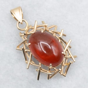 Oval Carnelian Cabochon Pendant, Carnelian Pendant, Gold Carnelian Pendant, Layering Pendant, Statement Pendant, Yellow Gold Pendant A5525