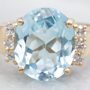 Blue Topaz and Diamond Ring, Topaz Statement Ring, Yellow Gold Topaz Ring, Modern Gold Topaz Ring, Topaz Jewelry, Right Hand Ring A53344
