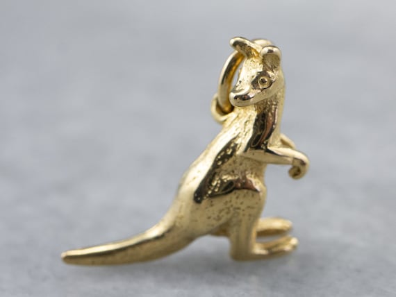 18K Gold Kangaroo Charm, Australian Charm, Kangar… - image 1