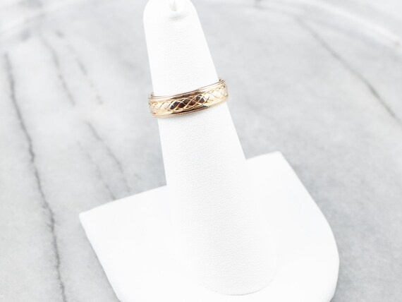 14K Gold Quilted Wedding Band, Engraved Stacking … - image 7