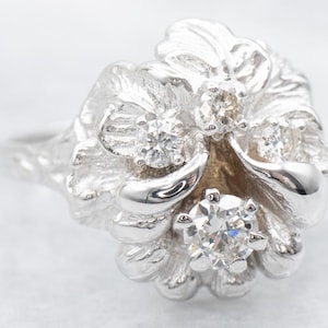 Vintage White Gold Diamond Flower Ring, Diamond Ring, Gold Diamond Ring, Diamond Flower Ring, Flower Ring, Gold Flower Ring, Ring A60108