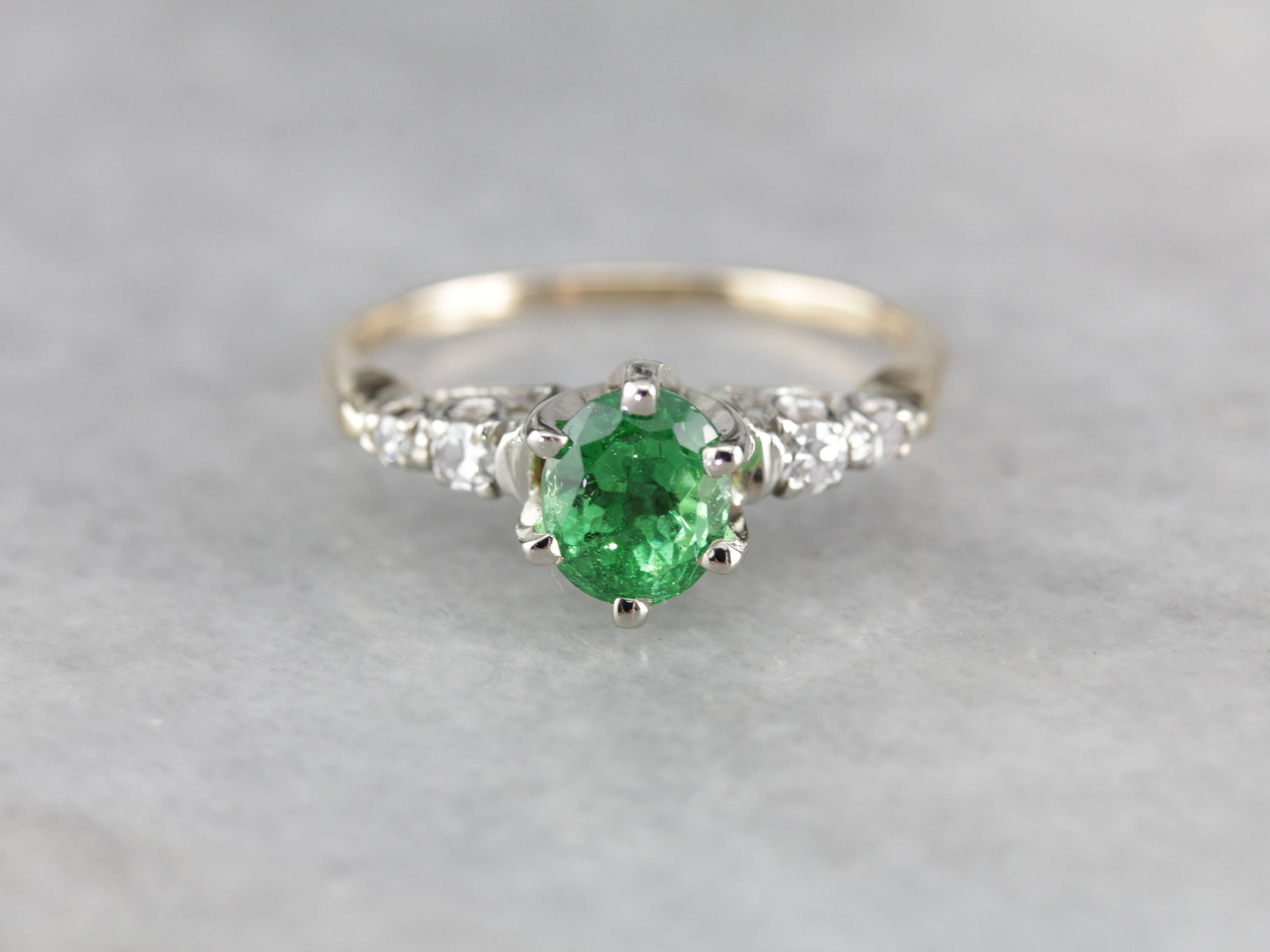 Stunning Tsavorite Garnet Anniversary Ring Garnet and Diamond - Etsy
