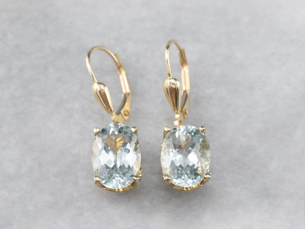 Orecchini pendenti in oro giallo 9Kt con cuore 9KO80803-2