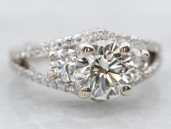 Large Round Brilliant Diamond Engagement Ring, Ar… - image 1