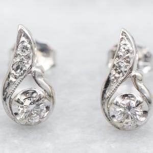 Retro White Gold Diamond Stud Earrings, Diamond Earrings, Diamond Studs, Stud Earrings, Gold Diamond Studs, Gold Diamond Earrings A52529