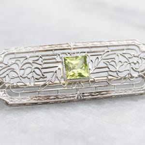 Art Deco Peridot Filigree Brooch, Peridot Brooch, Art Deco Brooch, Filigree Brooch, August Birthstone, Square Cut Peridot, Brooch A59033