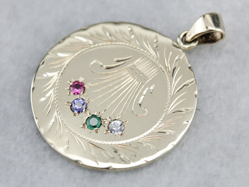 Vintage Gold Medallion Gemstone Pendant Yellow Gold Pendant Etsy