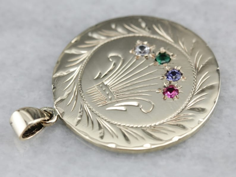 Vintage Gold Medallion Gemstone Pendant Yellow Gold Pendant Etsy