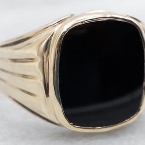 Vintage Men&#39;s Black Onyx Statement Ring, Men&#39;s Onyx Ring, Black Onyx Ring, Vintage Ring, Statement Ring, Onyx Ring, Men&#39;s Ring, Ring A41511