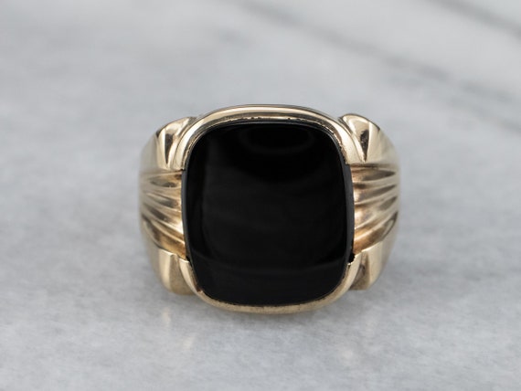 Men's Retro Era Black Onyx Ring, Vintage Gold Ony… - image 2