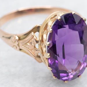 Antique Gold Amethyst Solitaire Ring, Amethyst Ring, Amethyst Solitaire, February Birthstone, Antique Ring, Gold Amethyst Ring, Ring A50097